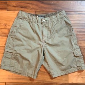 Women’s Columbia XCO Cargo Hiking Shorts
Size 6